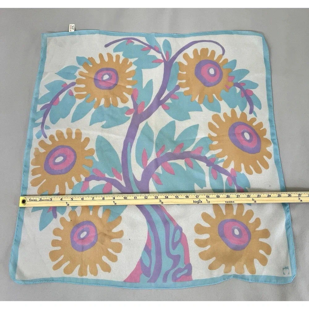 Vintage made in Italy Scarf Floral 100% Polyester‎
